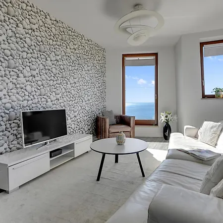 Sea Towers Apartament *